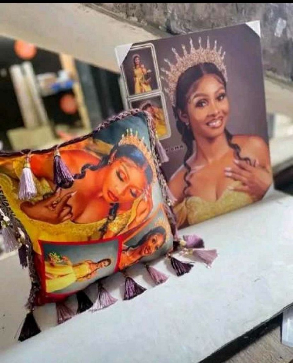 Picture branding & frameless